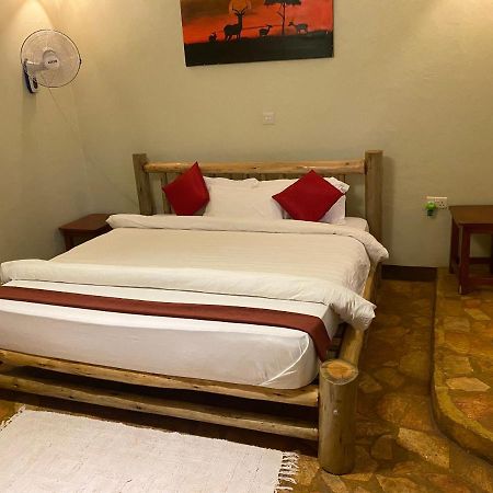 Afro Smile Hotel And Guest House-Jinja Dış mekan fotoğraf