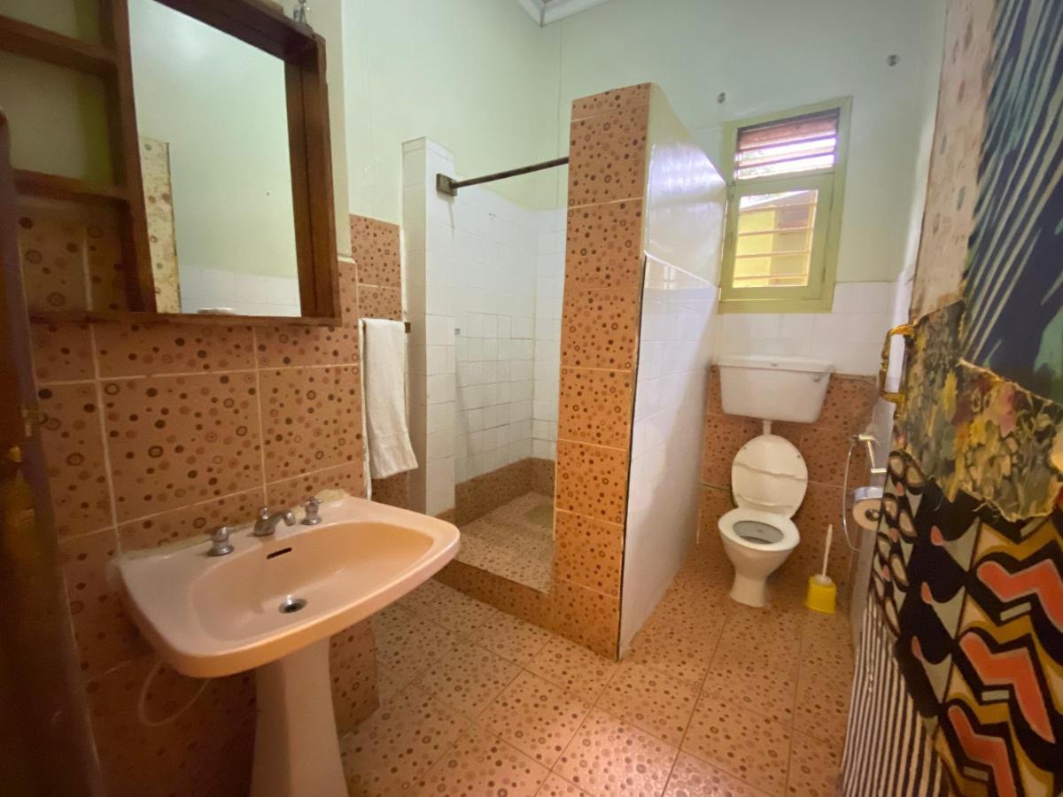 Afro Smile Hotel And Guest House-Jinja Dış mekan fotoğraf