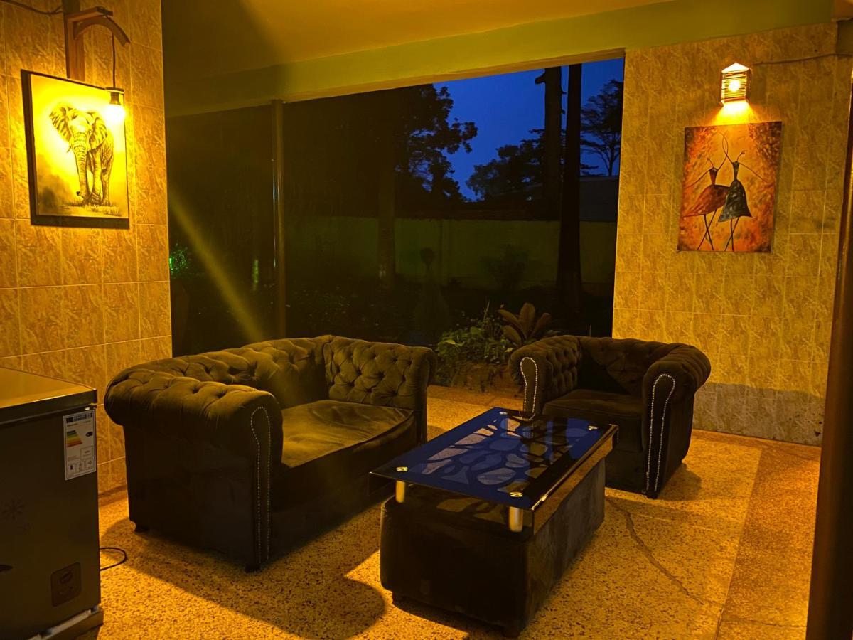 Afro Smile Hotel And Guest House-Jinja Dış mekan fotoğraf