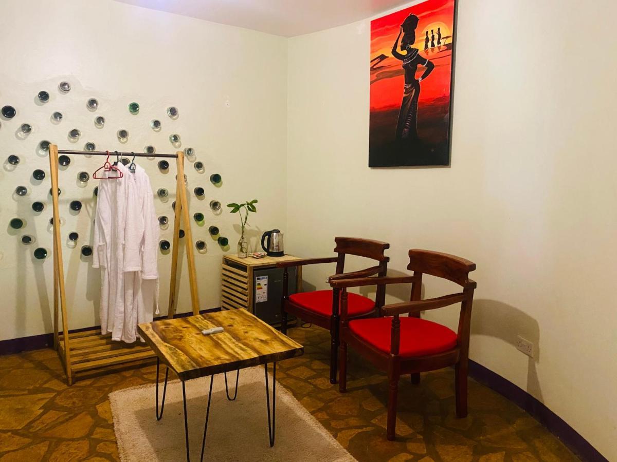 Afro Smile Hotel And Guest House-Jinja Dış mekan fotoğraf