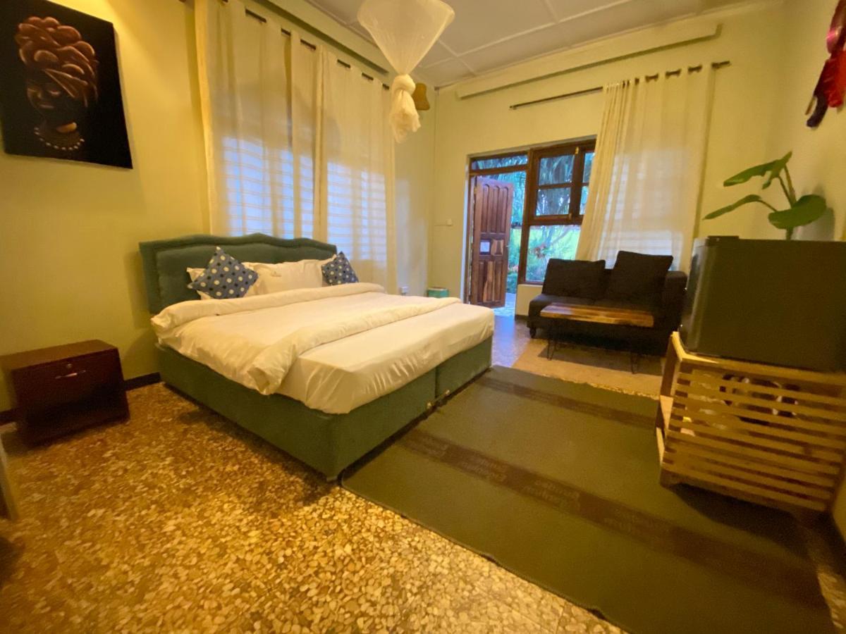 Afro Smile Hotel And Guest House-Jinja Dış mekan fotoğraf