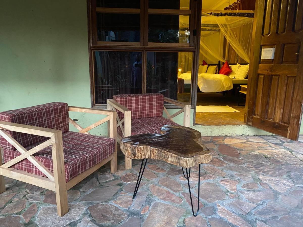 Afro Smile Hotel And Guest House-Jinja Dış mekan fotoğraf